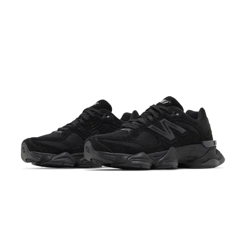 NEW BALANCE 9060 TRIPLE BLACK