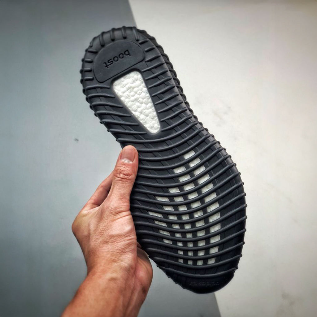 ADIDAS YEEZY 350 V2 BLACK (REFLECTIVE)