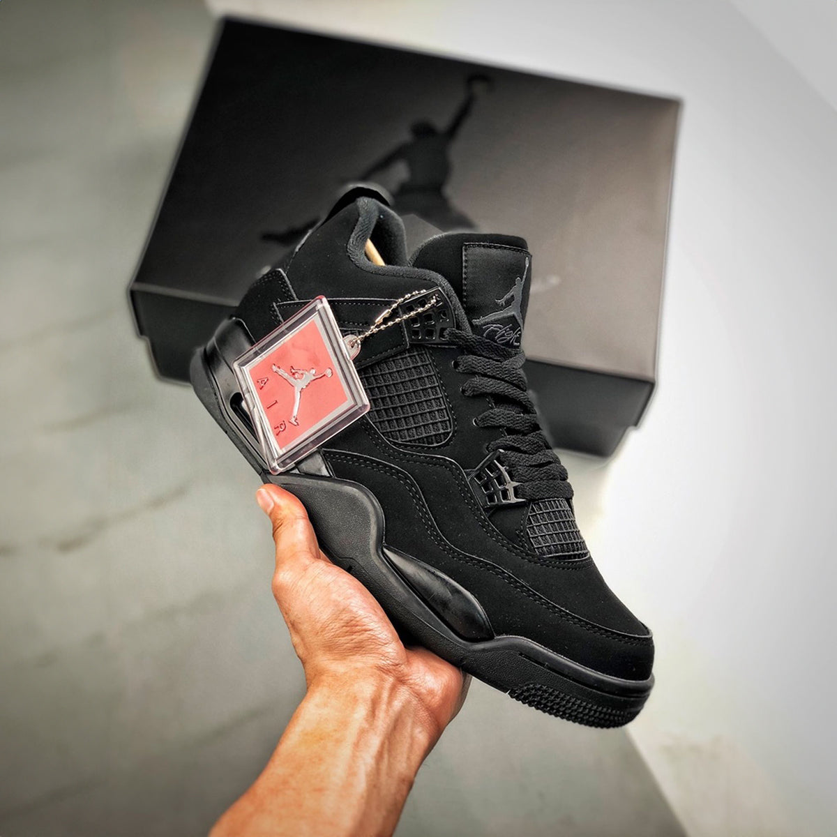 NIKE AIR JORDAN 4 RETRO BLACK CAT