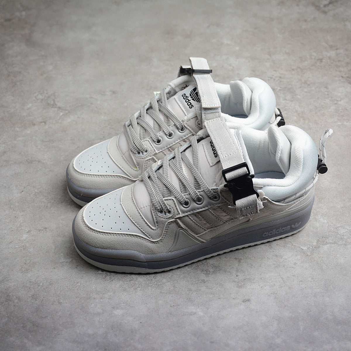 ADIDAS BAD BUNNY CLOUD WHITE