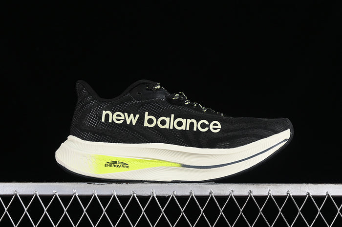 NEW BALANCE FUELCELL SUPERCOMP TRAINER V2 BLACK WHITE YELLOW