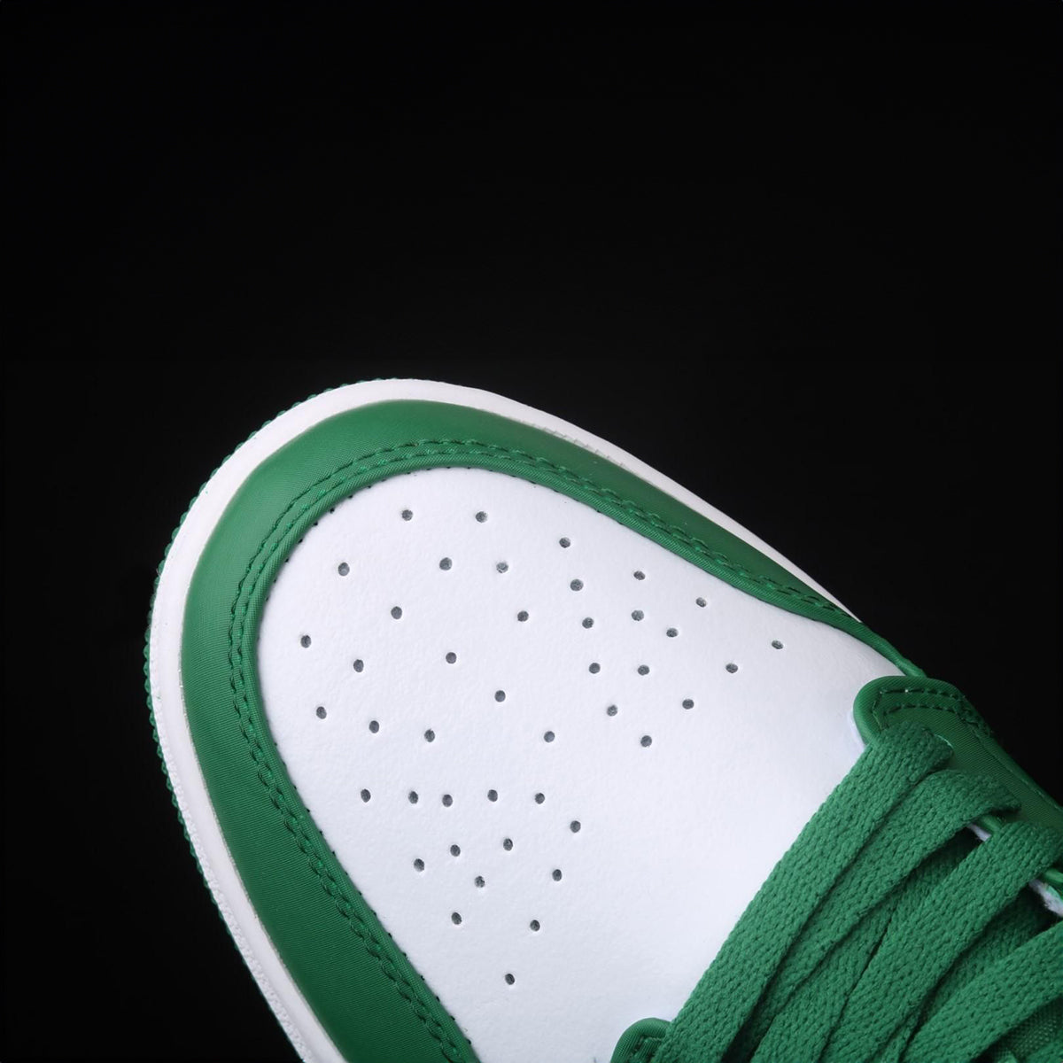 NIKE AIR JORDAN RETRO 1 LOW PINE GREEN