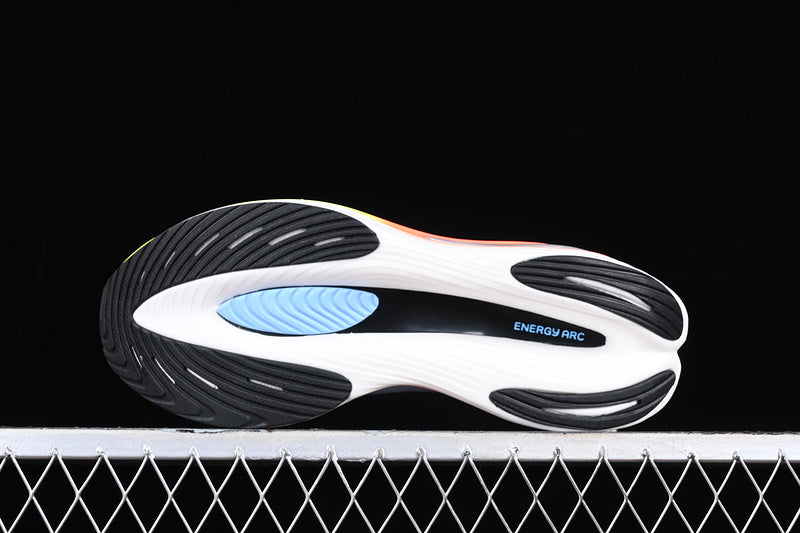 NEW BALANCE FUELCELL SUPERCOMP ELITE V3 LONDON EDITION