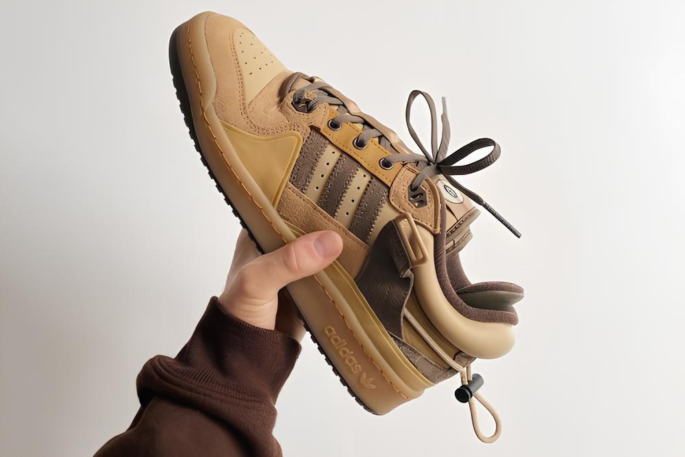 ADIDAS BAD BUNNY THE FIRST CAFE