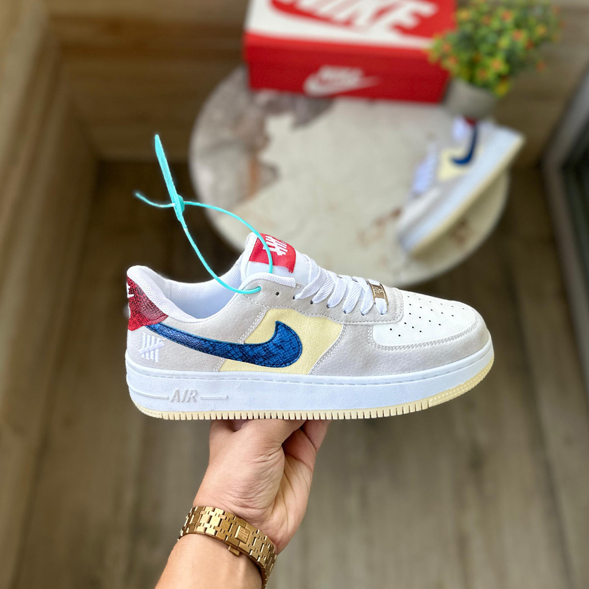 NIKE AIR FORCE 1 UNDEFEATED 5 ON IT