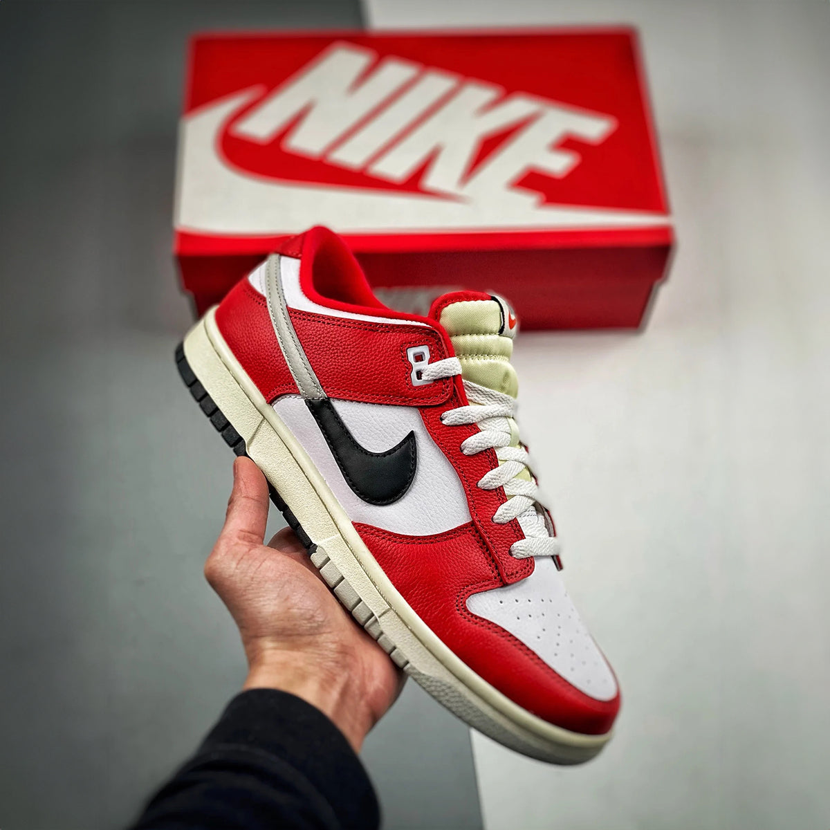 NIKE SB DUNK LOW CHICAGO SPLIT