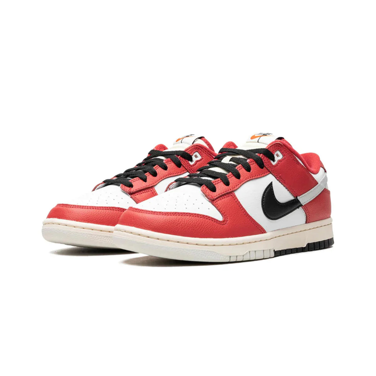 NIKE SB DUNK LOW CHICAGO SPLIT