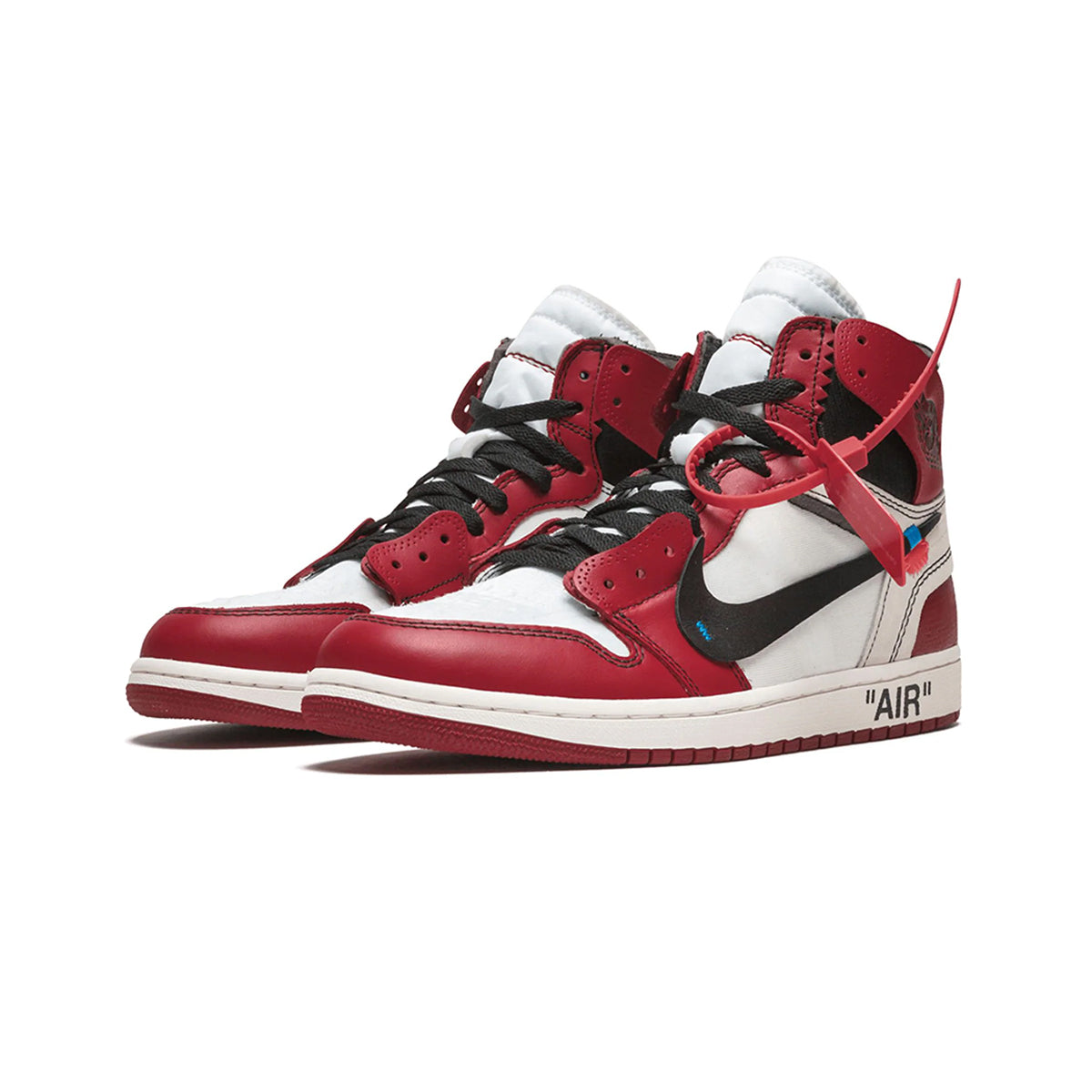 NIKE AIR JORDAN RETRO 1 HIGH OFF WHITE CHICAGO