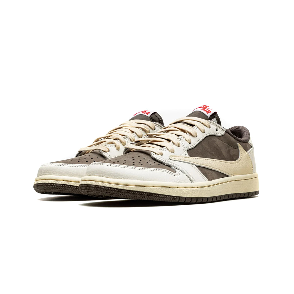 NIKE AIR JORDAN RETRO 1 LOW TRAVIS SCOTT REVERSE MOCHA