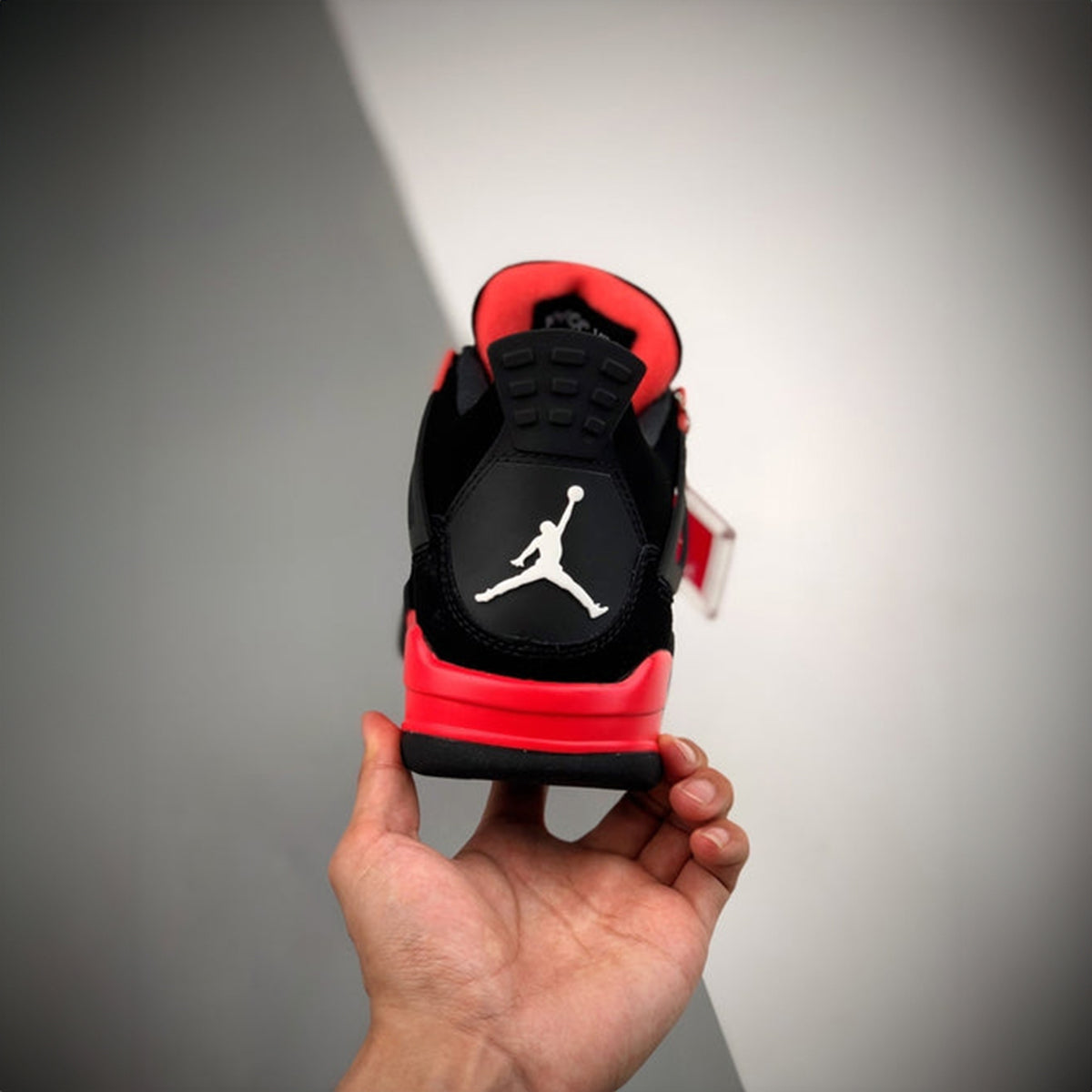 NIKE AIR JORDAN 4 RETRO RED THUNDER