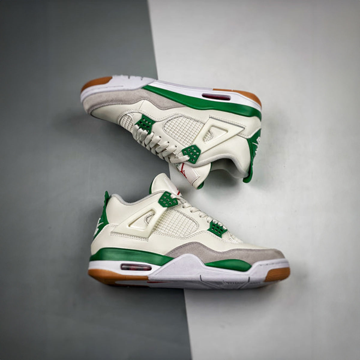 NIKE AIR JORDAN 4 RETRO SB PINE GREEN