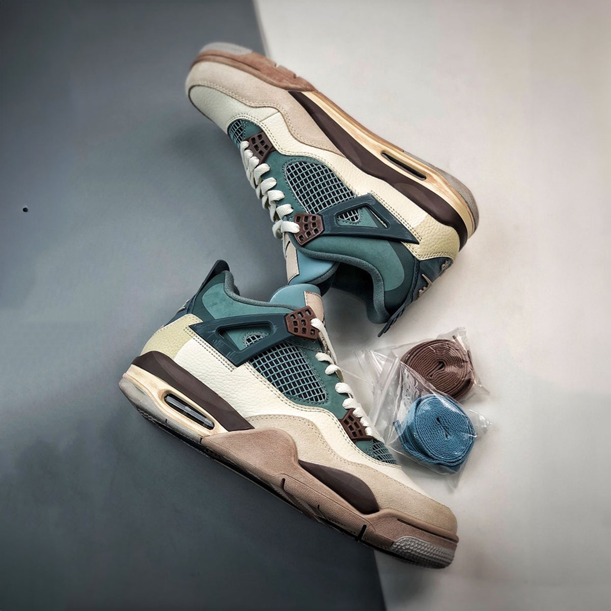 NIKE AIR JORDAN 4 RETRO SNORLAX