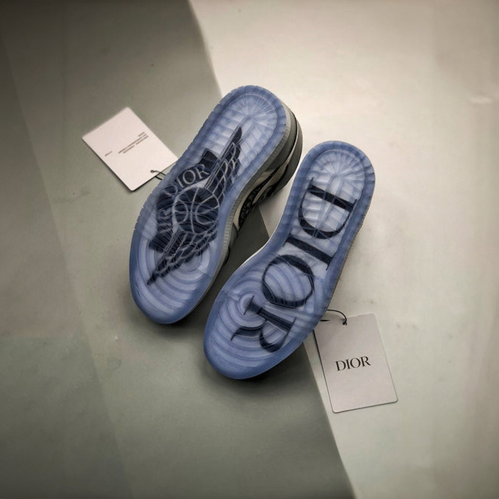 NIKE AIR JORDAN RETRO 1 HIGH DIOR