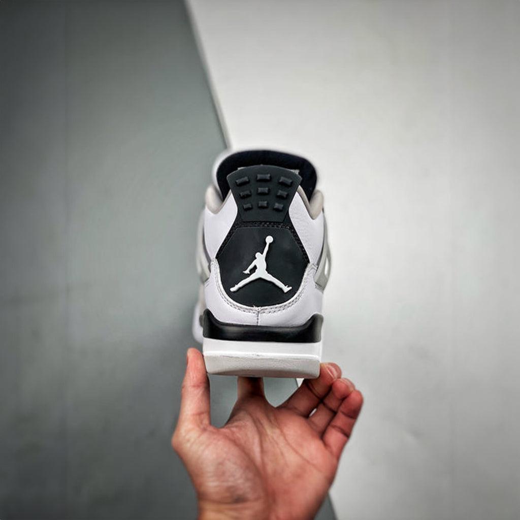 NIKE AIR JORDAN 4 RETRO MILITARY BLACK