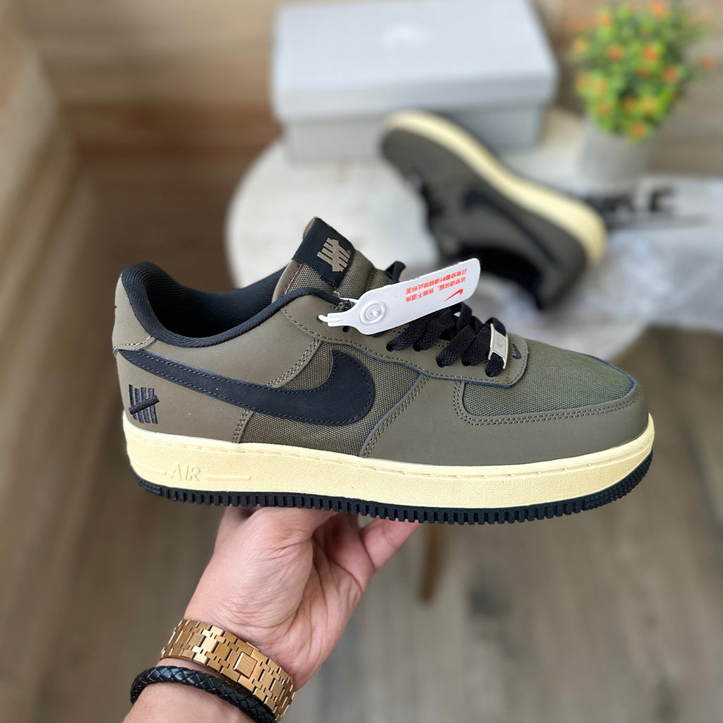 NIKE AIR FORCE 1 UNDEFEATED BALLISTIC